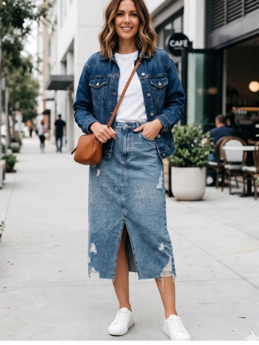 Zara distressed midi skirt - like new